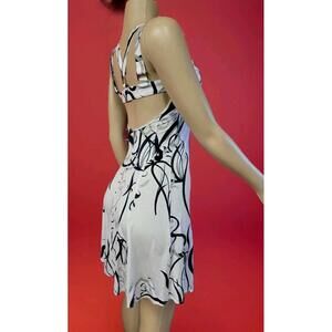 VERSACE, Signed Allover White/Black 38/US 2 Curves Print Women's Sexy Dress #C4